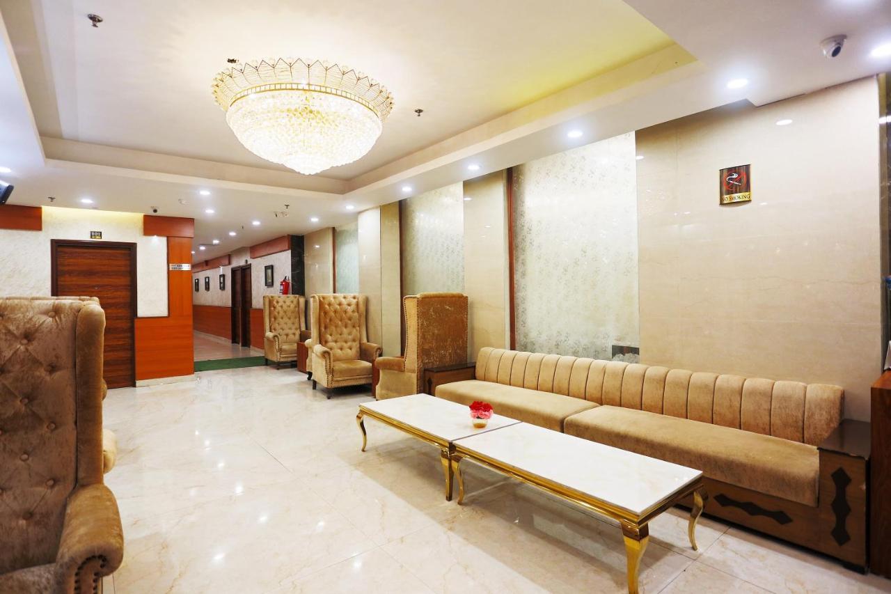 Hotel Capital O Green Palms Near Jhilmil Metro Station Nowe Delhi Zewnętrze zdjęcie