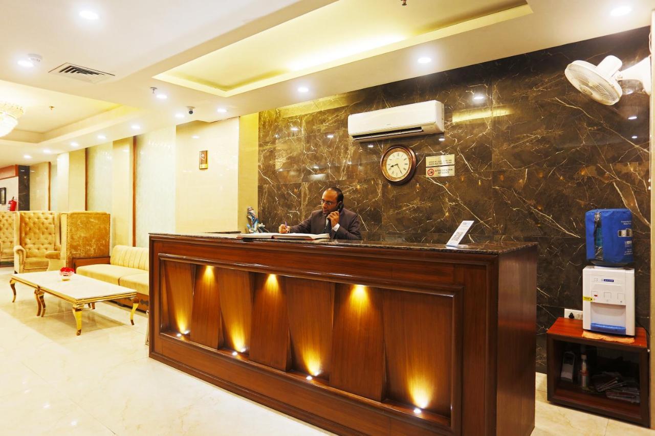 Hotel Capital O Green Palms Near Jhilmil Metro Station Nowe Delhi Zewnętrze zdjęcie