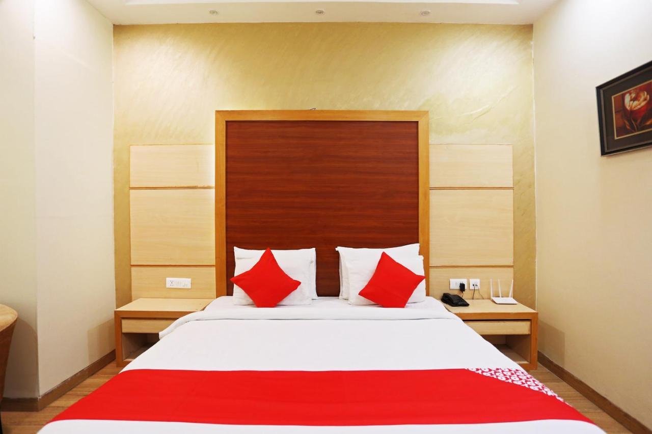 Hotel Capital O Green Palms Near Jhilmil Metro Station Nowe Delhi Zewnętrze zdjęcie